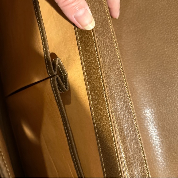 Gucci Vintage Leather Laptop Bag - Picture 6 of 16